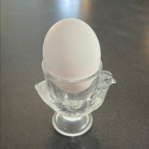 Set of 4 Luminarc clear glass hen-shaped egg cups